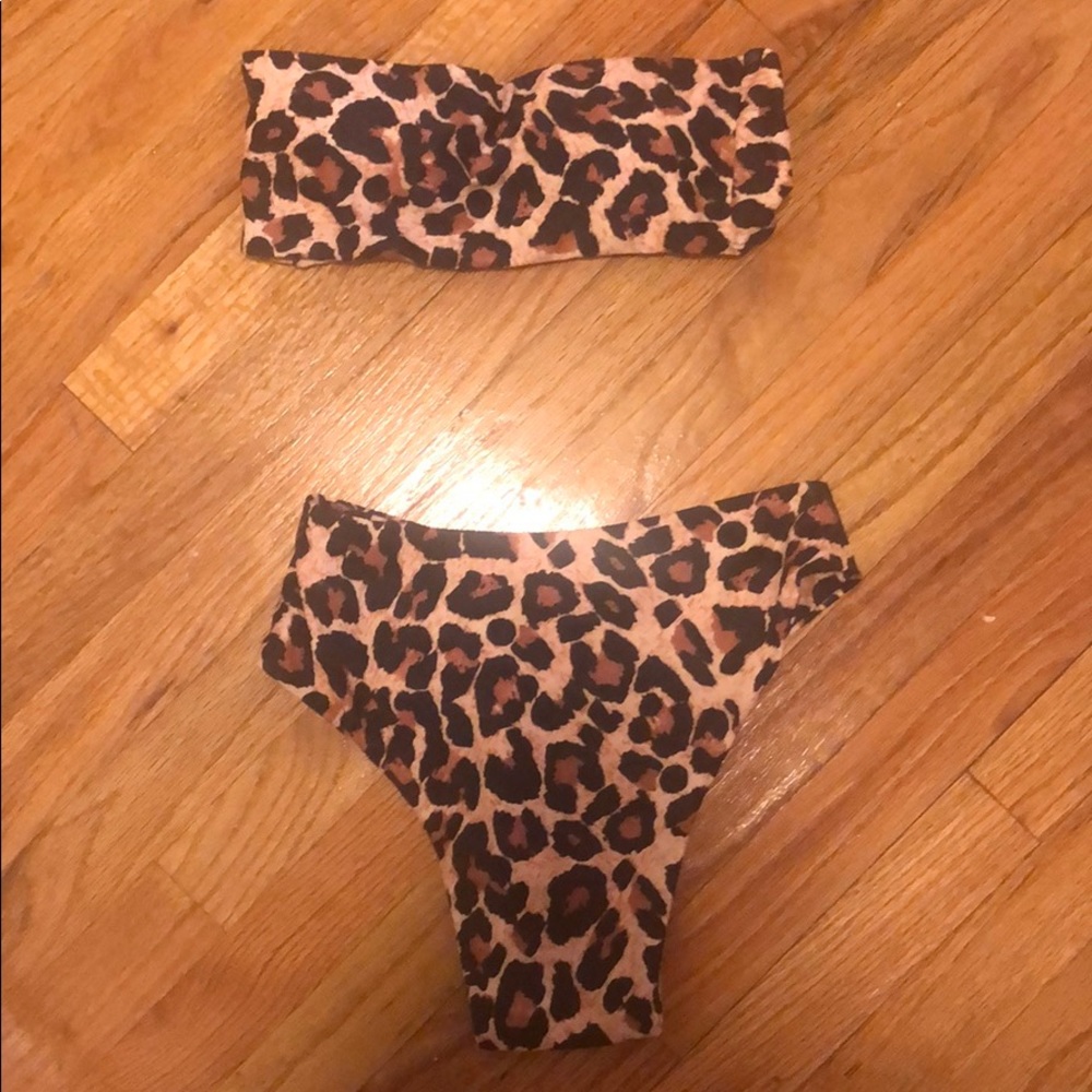 Strapless cheetah print bikini never worn